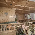Apartmanhotel Stacherhof Fügen