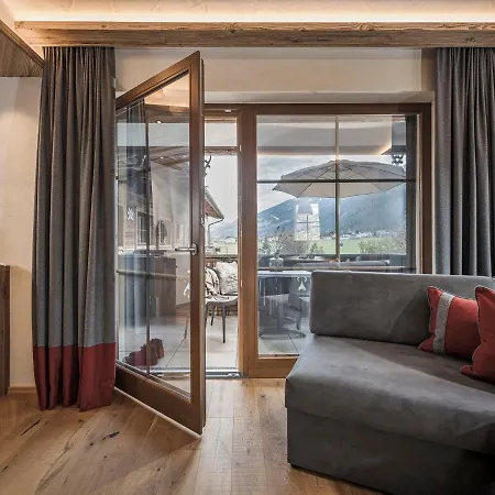 Aparthotel Stacherhof Fügen