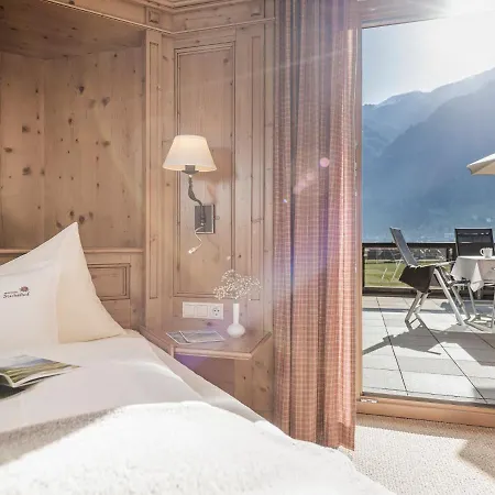 Aparthotel Stacherhof Fuegen