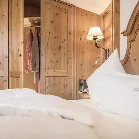 Stacherhof Apart Otel Fügen