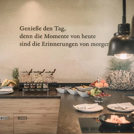 Aparthotel Stacherhof Fuegen