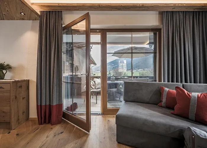 Apart-hotel Stacherhof Fügen