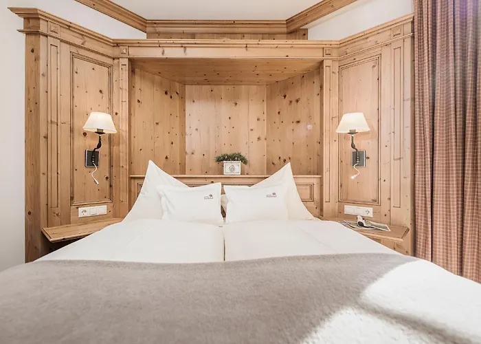 Stacherhof Aparthotel Fuegen