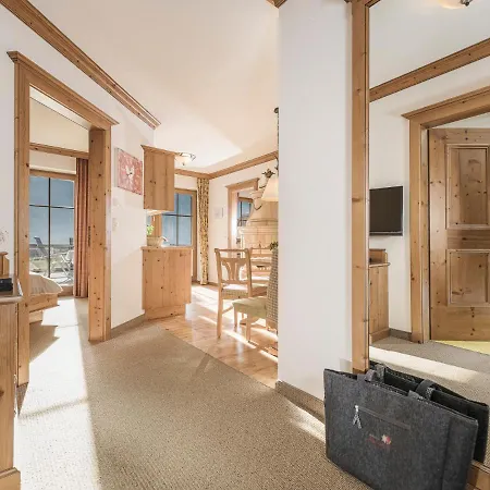 Stacherhof Hotel apartamentowy Fügen